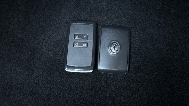 Renault Clio 1.0 TCe 90 RS Line 5dr Petrol Hatchback